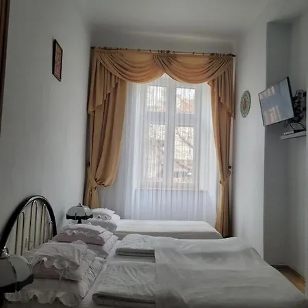 아파트 Pokoje Goscinne Victoria